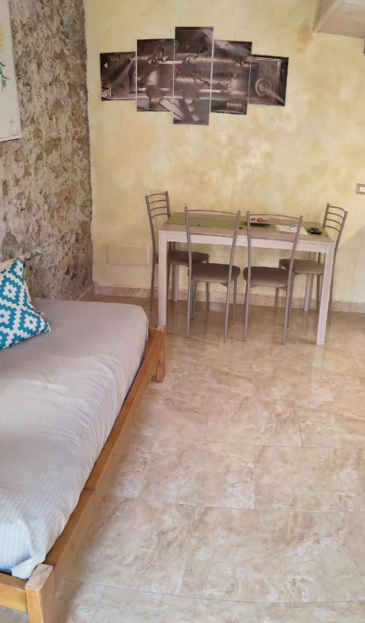 Il Giardino Dei Semplici B&B Caulonia Экстерьер фото